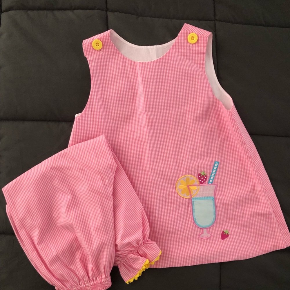 Remember Nguyen 2 piece outfit 6x